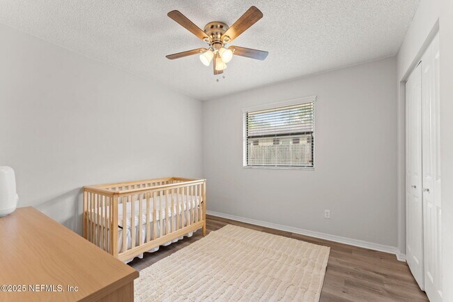 Building Photo - 9783 Viceroy Dr E