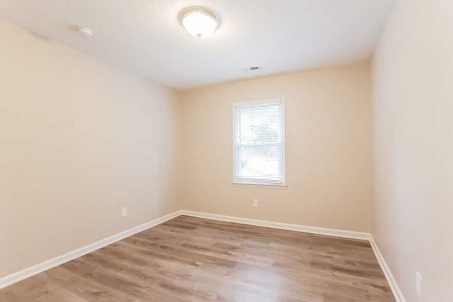 Building Photo - 8100 Coxwood Ct