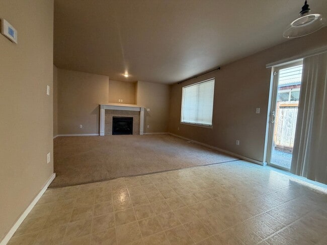 Building Photo - 9411 10th Ave Ct E