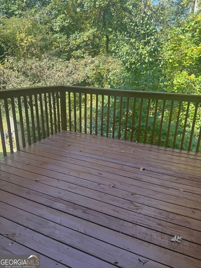 Building Photo - 235 Tower Commons Rd