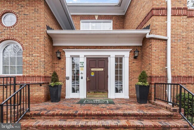 Building Photo - 5108 Donovan Dr