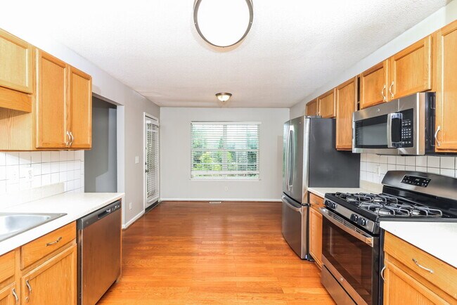 Building Photo - 3857 Merryweather Trail