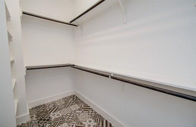 Building Photo - 18150 Moonlit River Dr