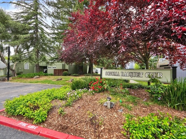 Building Photo - 2bd/1.5 Bathrooms - Sonoma Racquet Club - ...