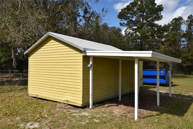 Building Photo - 2210 Old Polk City Rd