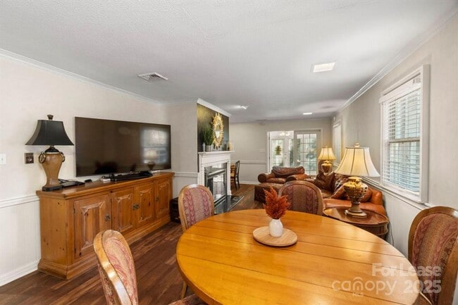 Building Photo - 4 Bedroom 2.5 Bath Home In Conover! Tours available starting March 1st!