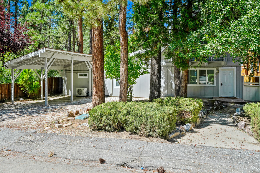 Building Photo - 43032 Sunset Dr