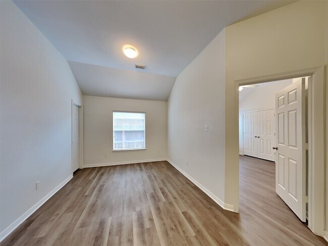 Building Photo - 6170 Galloway Ln