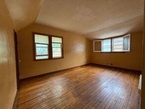 Building Photo - 4752A N 38th St