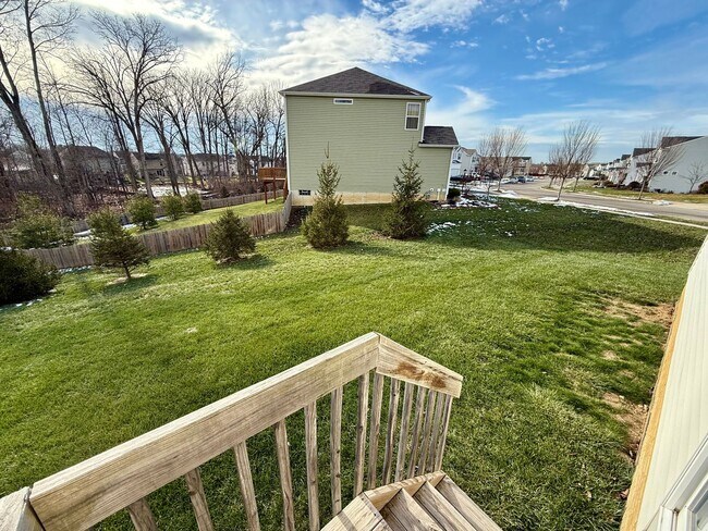 Building Photo - Spacious 4BR 2B w/ Large Backyard • Full Appliance Kitchen • 2-Car Garage in Pataskala