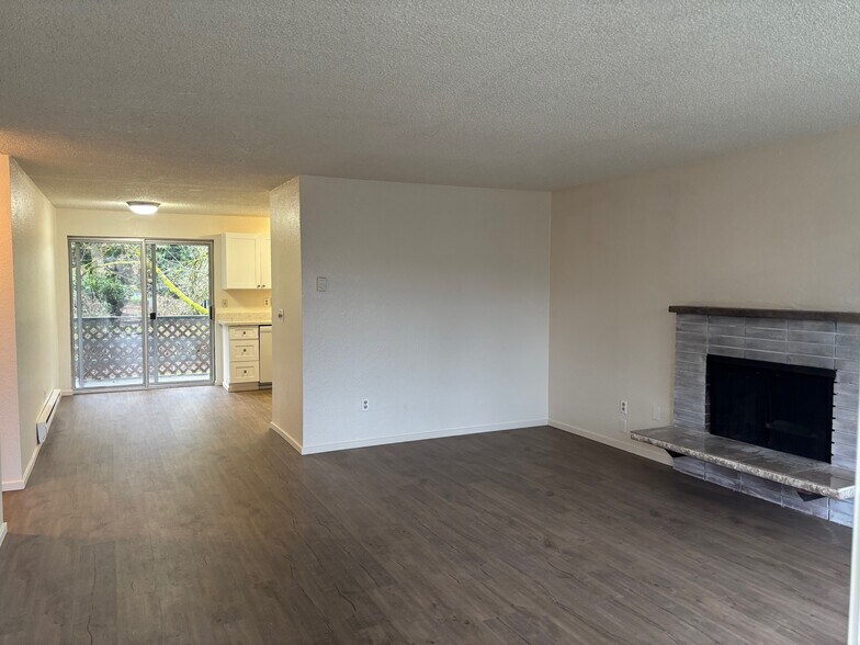 Building Photo - 10428 29th St E