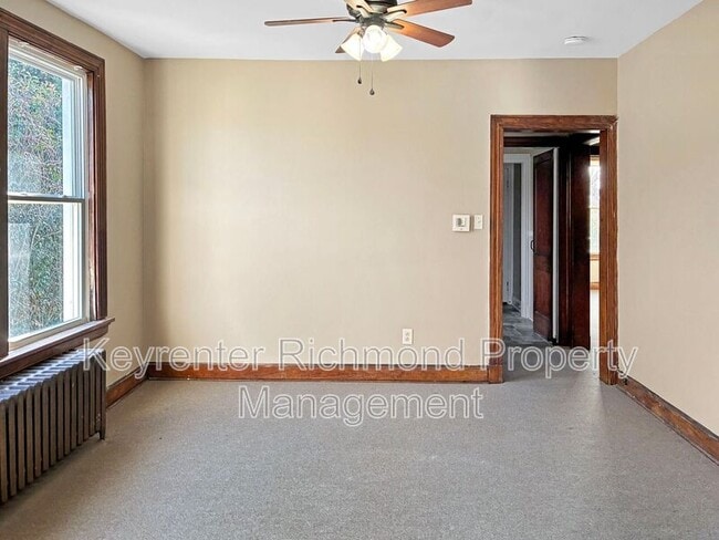 Building Photo - 2806 Hawthorne Ave