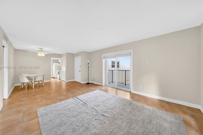 Building Photo - 6815 Edgewater Dr