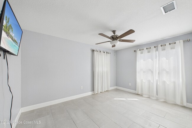 Building Photo - 1500 Dorsal St