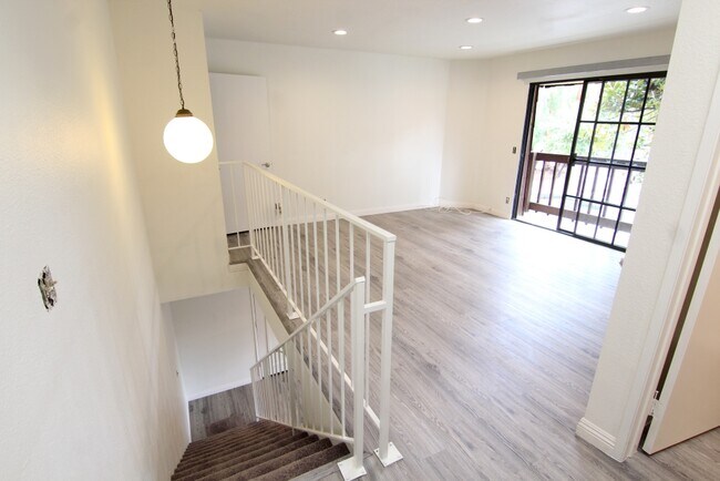 Building Photo - 4721 Kester Ave