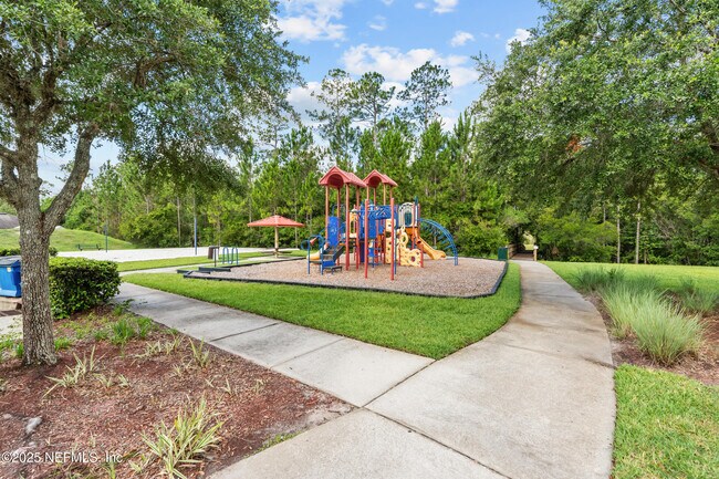 Building Photo - 15735 Palfrey Chase Dr
