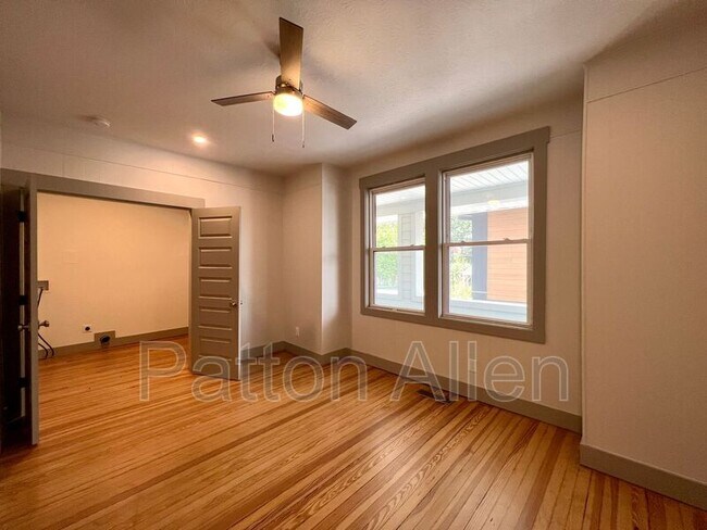 Building Photo - 301 Merrimon Ave