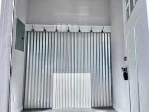 Building Photo - SOLDOTNA APARTMENT