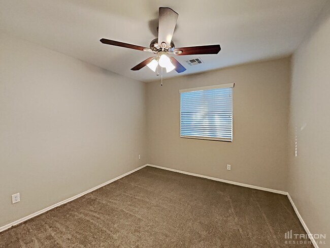Building Photo - 2515 N 73rd Dr