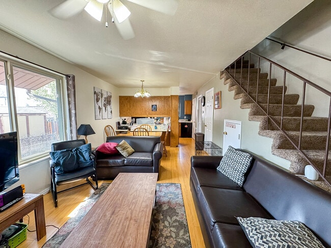 Building Photo - 515 N 200 E