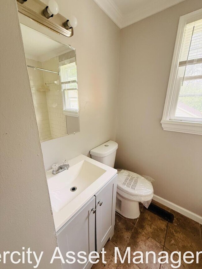Building Photo - Newly Renovated- BONUS ROOM, Section 8 Friendly and ready for a speedy move in!!!! Call Today!!!