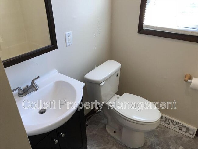 Building Photo - 6627 State Rd