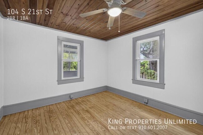 Building Photo - 104 S 21st St