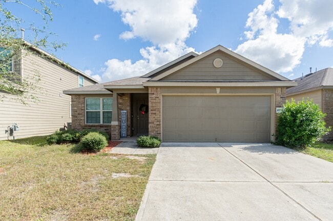 Building Photo - 2703 Summer Ln