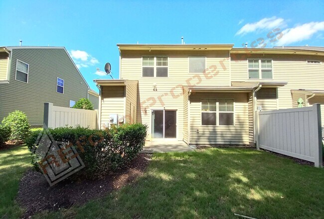 Building Photo - 429 Manchester Park Ln