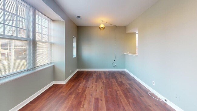 Primary Photo - 1515-1519 S 39th