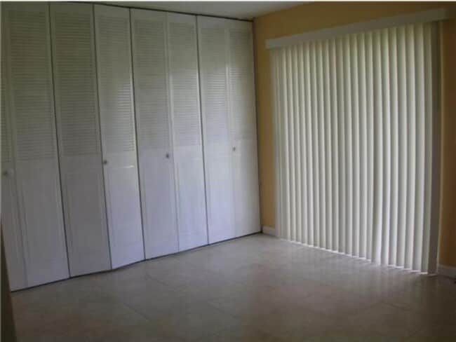 Building Photo - 166 Valencia Dr