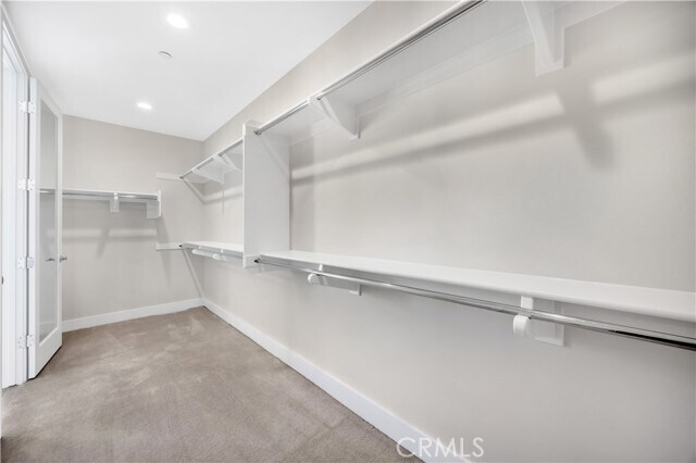 Building Photo - 173 Creation