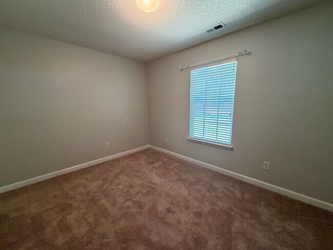 Building Photo - Exclusively Offered By Muse Realty Rentals, LLC