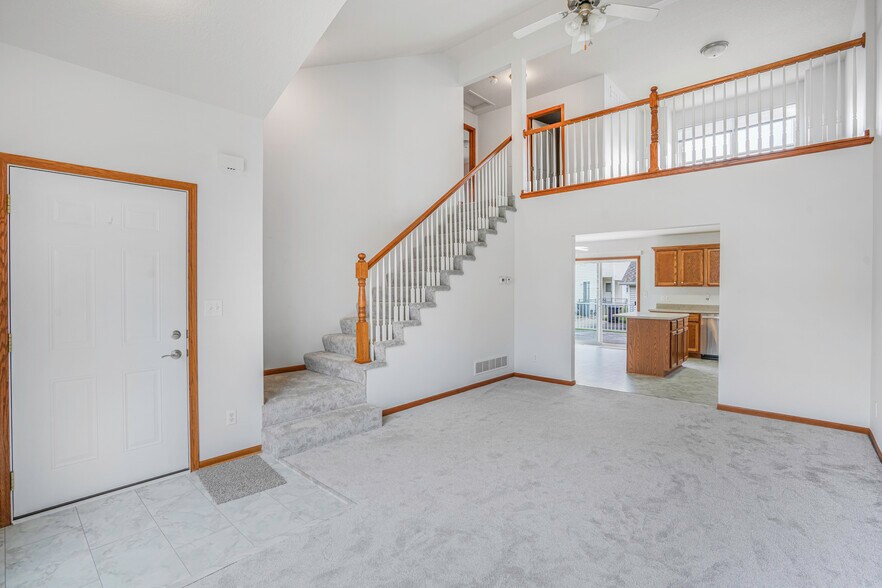 Building Photo - 2823 SW Reunion Dr