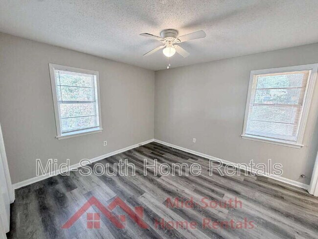 Building Photo - 4166 Hobson Rd