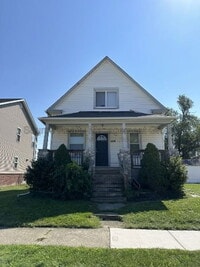 Building Photo - 3415 12th St