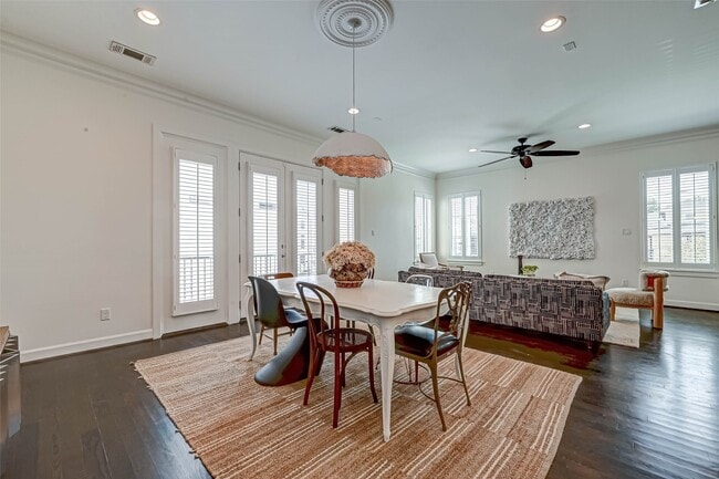 Building Photo - 2516 Bevis St