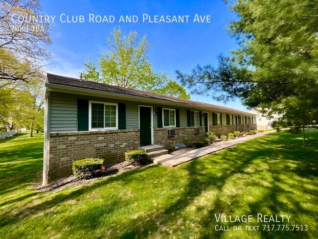 Building Photo - 607 Country Club Rd