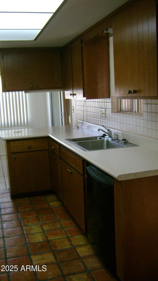 Building Photo - 2061 N Recker Rd