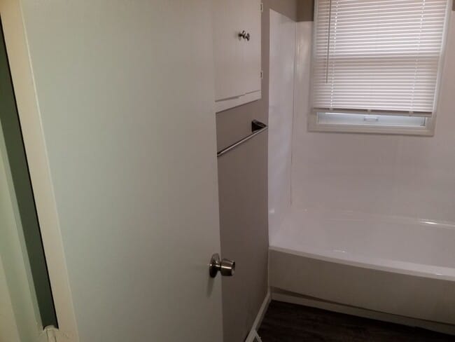 Building Photo - NO SECURITY DEPOSIT! New Lower Price