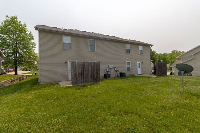 Building Photo - 5209-5211 Currituck Lane