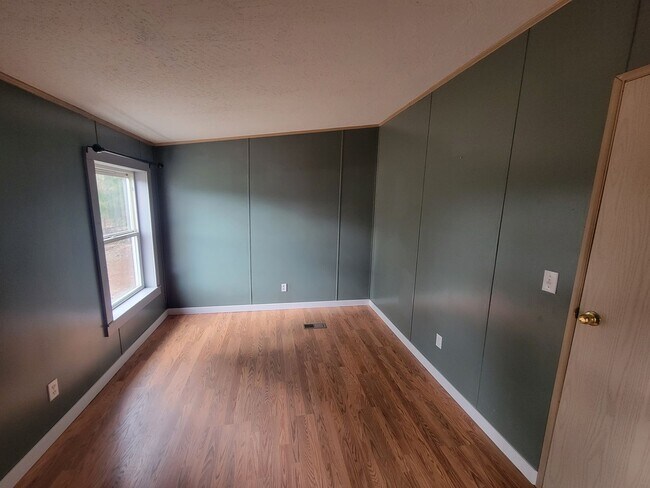 Building Photo - 2 Bedroom, 2 Bathroom in the Cusick Countr...