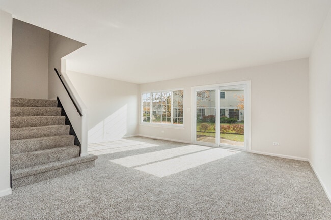 Building Photo - 135 President Ct