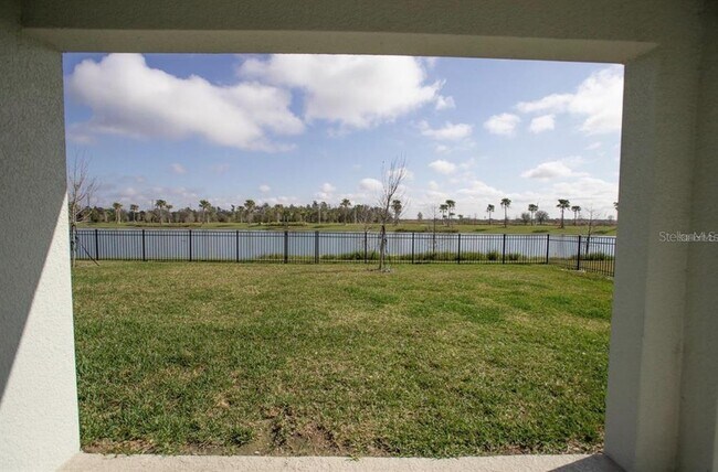 Building Photo - 5062 Foxglove Cir