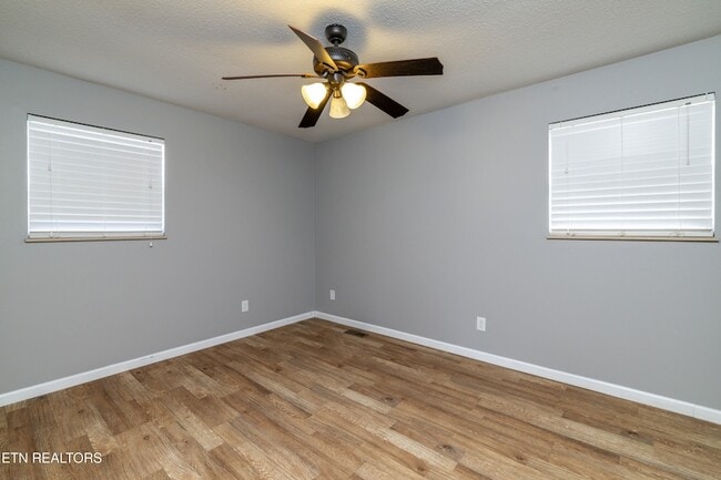 Building Photo - 5601 Ludbury Ln NW