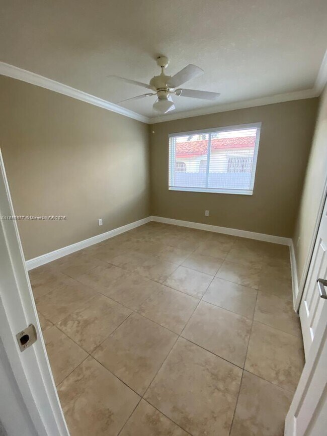 Building Photo - 3260 SW 87th Pl