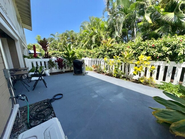Building Photo - Furnished 2 bed, 2 bath in Alii Lani