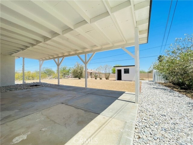 Building Photo - 5619 Daisy Ave