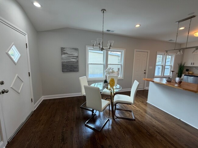 Building Photo - 544 Glendale Ave