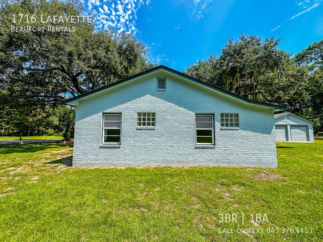 Building Photo - 1716 Lafayette St